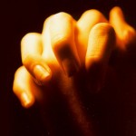 prayer_hands_gold